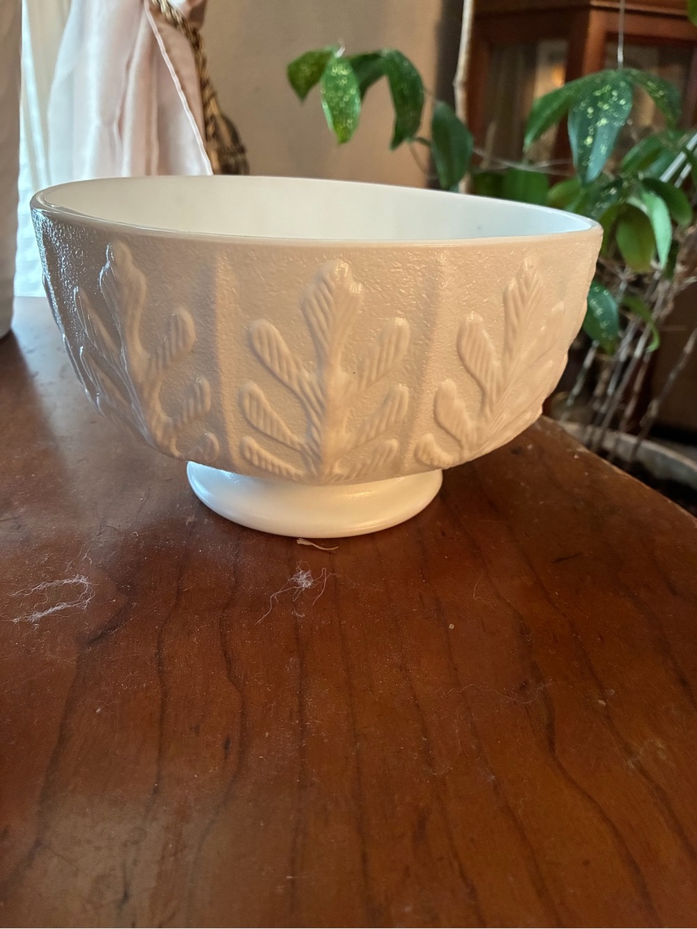 Textured White Ceramic Pedestal Bowl